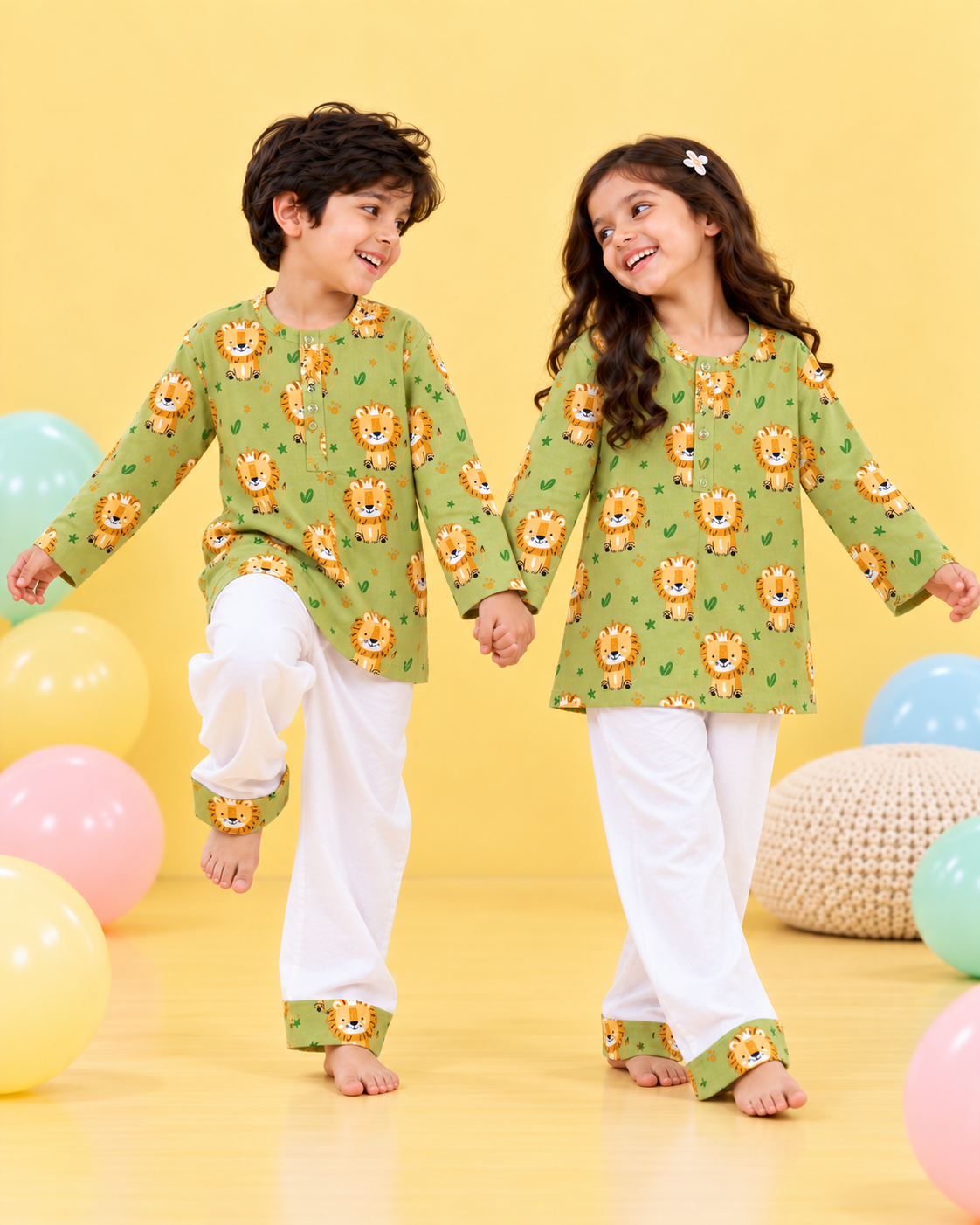 Roaringly Cute Lion Print
